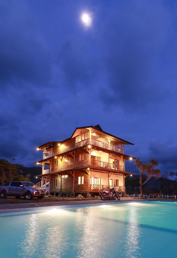Hotel The Tree House Sumbawa Huu Exterior foto